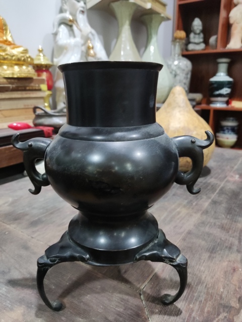 古玩雜項（特價）晚清山水刻畫銅瓶拍賣，當前價格880元