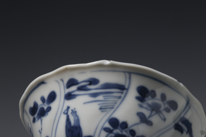 古玩陶瓷·青花開窗山水人物花卉紋花口杯碟
真品鑒賞圖