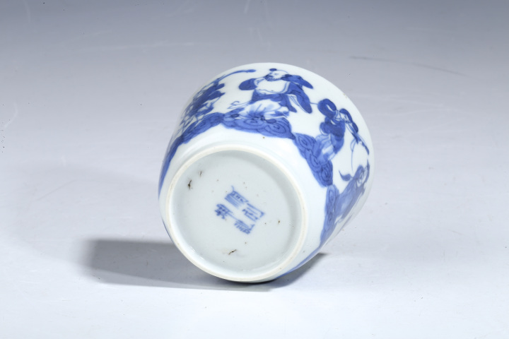 古玩陶瓷晚清·青花八仙人物紋碗拍賣，當前價格2588元