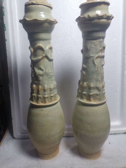 古玩陶瓷青白釉貼塑人物龍紋長頸瓶拍賣，當前價格3600元