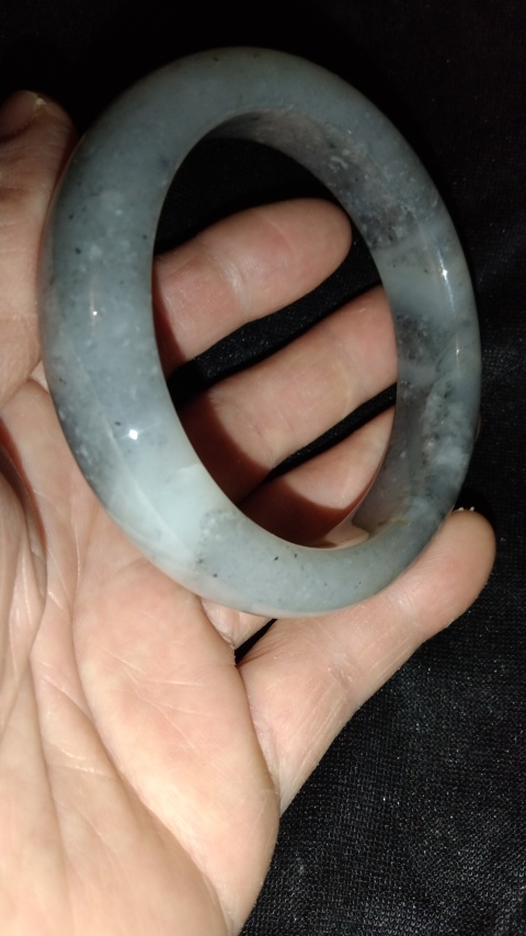 古玩玉器玉鐲子拍賣，當前價格299元