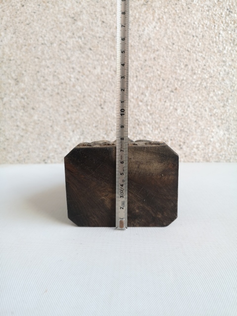 古玩雜項沉香財神拍賣，當前價格1200元