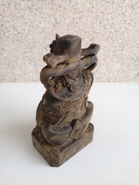 古玩雜項沉香財神拍賣，當前價格1200元