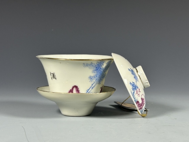 古玩陶瓷民國(guó)?粉彩洞石竹紋蓋碗拍賣(mài)，當(dāng)前價(jià)格2400元