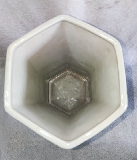 古玩陶瓷粉彩貼花六方花插拍賣，當前價格680元