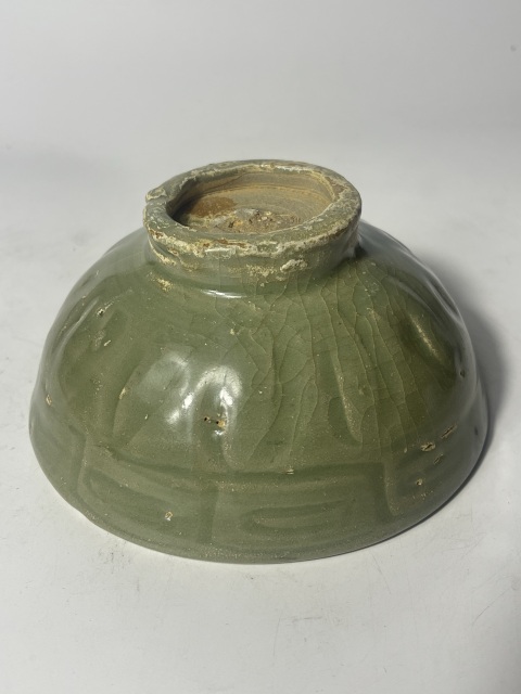 古玩陶瓷龍泉青瓷刻仰蓮紋茶碗拍賣,當前價格1280元