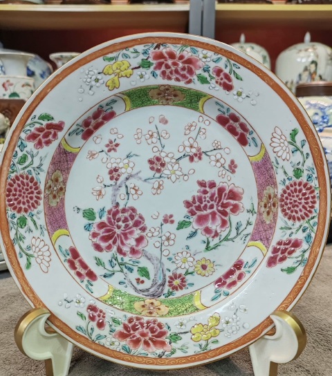 古玩陶瓷清雍正粉彩折枝花卉折沿盤拍賣,當(dāng)前價(jià)格3800元