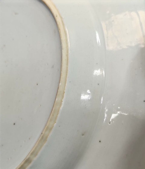 古玩陶瓷清雍正粉彩折枝花卉折沿盤拍賣,當(dāng)前價(jià)格3800元