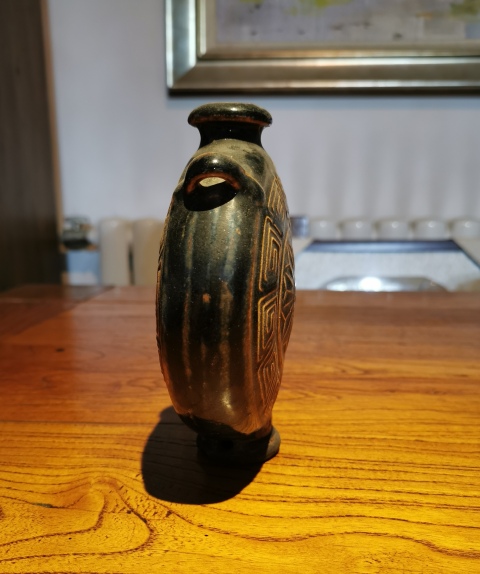 古玩陶瓷明黑釉印花抱月瓶拍賣,當前價格1999元