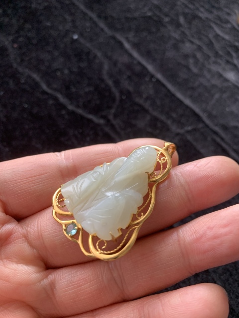 古玩玉器圖不發(fā)拍賣，當(dāng)前價(jià)格8000元