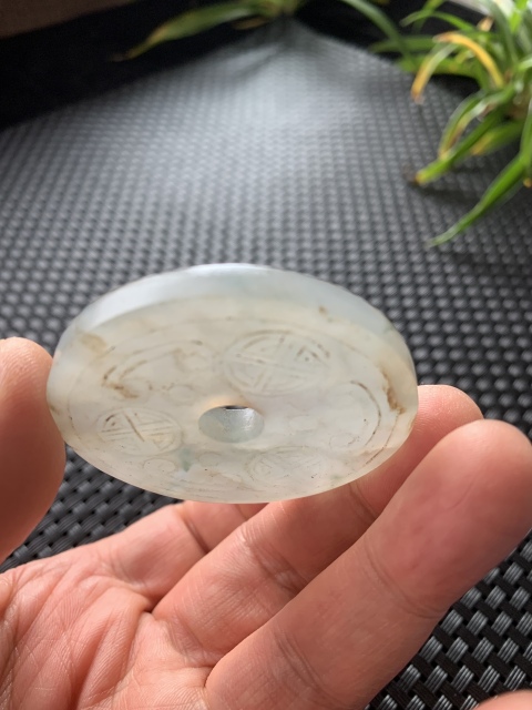 古玩玉器清代翡翠飄花團壽璧拍賣,當前價格5000元