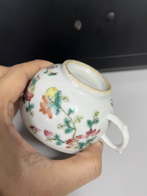 古玩陶瓷蟲草花卉粉彩執杯飛黃騰達拍賣，當前價格800元