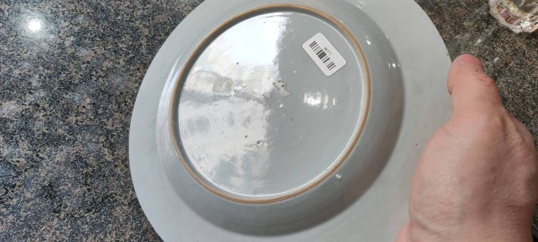 古玩陶瓷粉彩折枝花卉紋折沿盤拍賣，當(dāng)前價(jià)格2000元