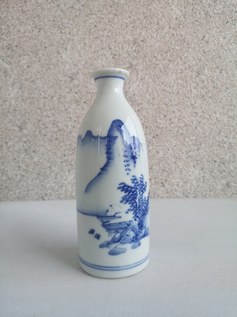 古玩陶瓷山水紋青花瓶拍賣,當前價格450元