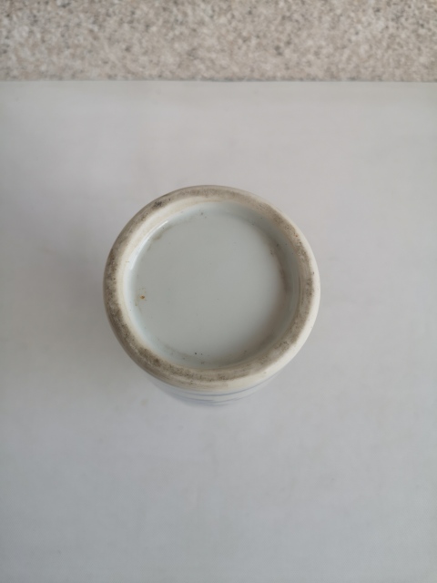 古玩陶瓷山水紋青花瓶拍賣,當前價格450元