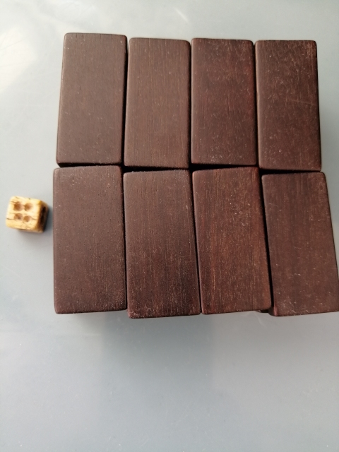 古玩雜項晚清烏木牌九拍賣,當前價格1333元
