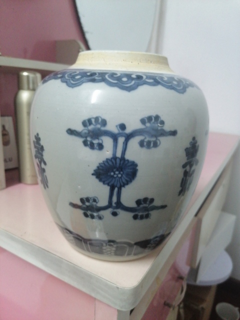 古玩陶瓷康熙花間壽字紋青花罐拍賣,當(dāng)前價格3888元