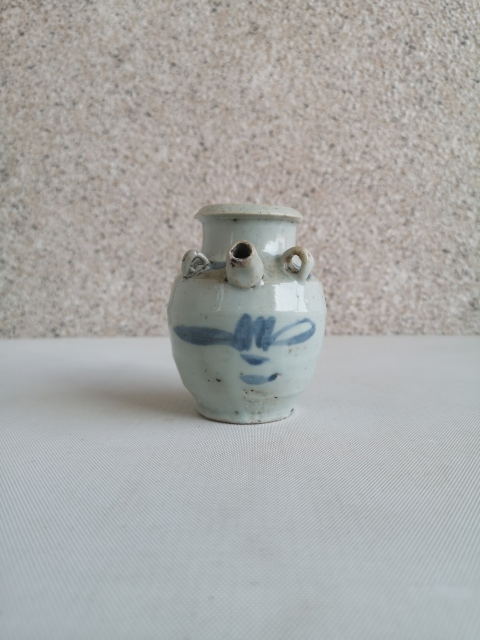 古玩陶瓷青花花卉紋四系水注拍賣，當(dāng)前價格680元