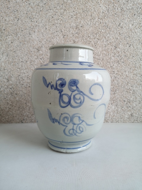 古玩陶瓷青花花卉紋蓋罐拍賣，當(dāng)前價(jià)格850元