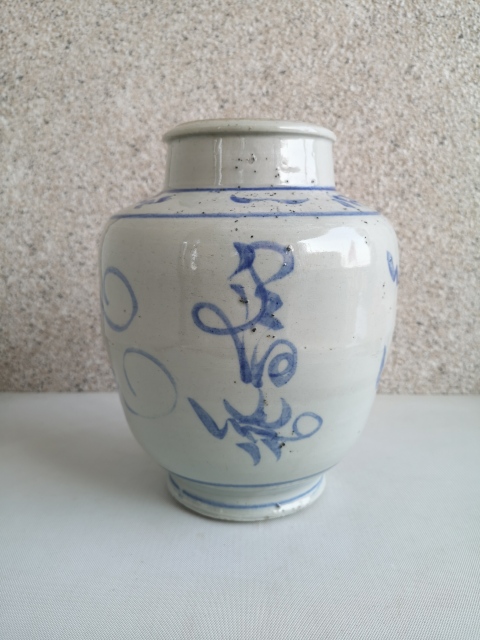 古玩陶瓷青花花卉紋蓋罐拍賣，當(dāng)前價(jià)格850元