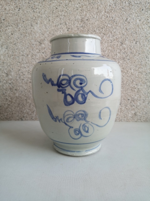 古玩陶瓷青花花卉紋蓋罐拍賣，當(dāng)前價(jià)格850元