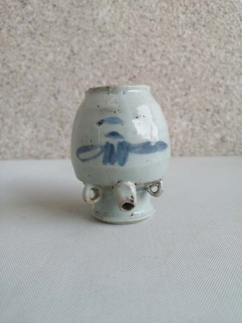 古玩陶瓷青花花卉紋四系水注拍賣，當(dāng)前價格680元