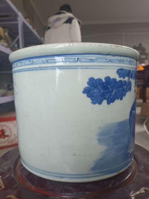 古玩陶瓷青花人物故事三足直筒爐拍賣,當前價格2999元