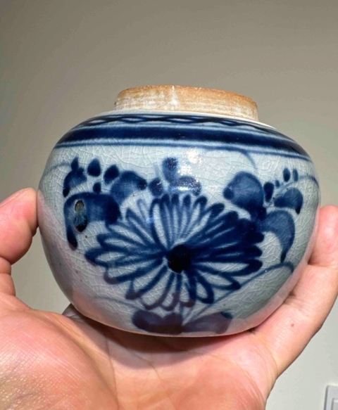 古玩陶瓷清代.青花花卉紋罐拍賣，當前價格1800元