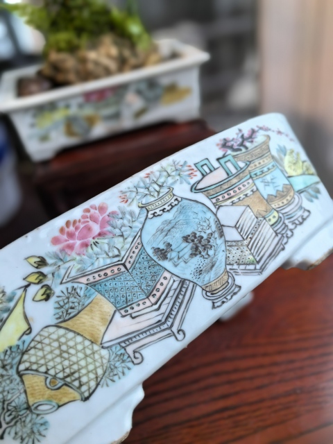 古玩陶瓷晚清光緒許品衡淺絳彩博古圖詩文橢圓形水仙盆拍賣,當(dāng)前價(jià)格15000元