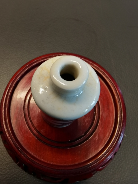 古玩陶瓷洪憲瓷粉彩英雄獨立圖鼻煙壺拍賣,當前價格2680元