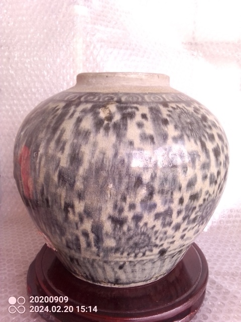 古玩陶瓷清中期青花菊花紋大罐拍賣，當前價格1580元