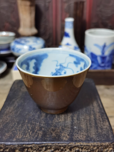 域鉴古玩】内青花金玉满堂外紫金釉仰钟杯鉴定结果_内青花金玉