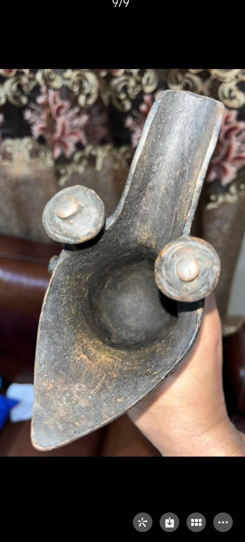 古玩銅器爵杯拍賣(mài)，當(dāng)前價(jià)格12800元