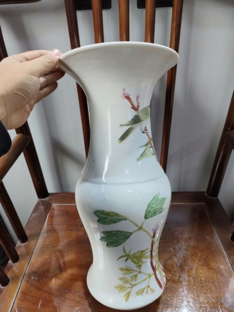 古玩陶瓷淺絳十老張子英親筆作富貴白頭花鳥紋花觚拍賣,當前價格4000元