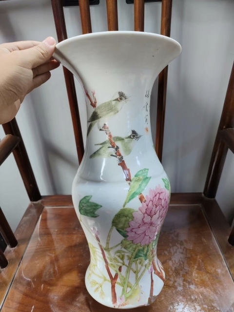 古玩陶瓷淺絳十老張子英親筆作富貴白頭花鳥紋花觚拍賣,當前價格4000元