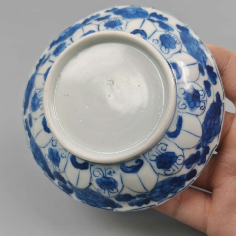 古玩陶瓷【望月樓】康熙花卉紋青花盤拍賣,當(dāng)前價(jià)格1400元