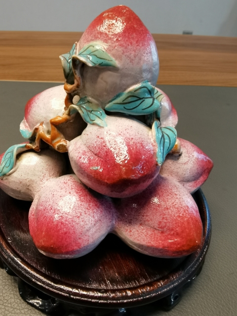 古玩陶瓷九桃粉彩仿生瓷塑壽山擺件拍賣，當前價格4500元