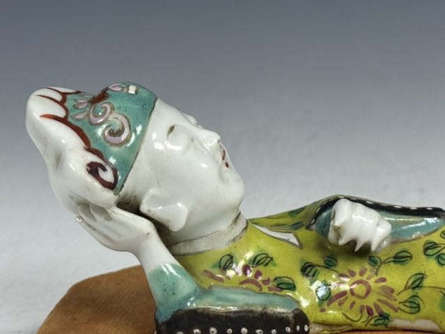 古玩陶瓷清中·粉彩人物壁掛真品鑒賞圖