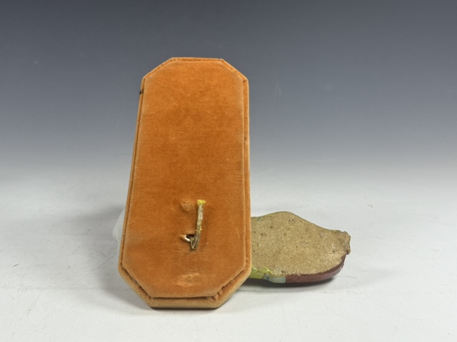 古玩陶瓷清中·粉彩人物壁掛真品鑒賞圖