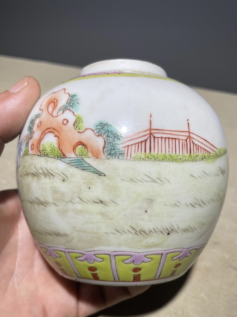 古玩陶瓷【精品細路民窯】粉彩攜琴訪友人物故事紋小罐拍賣,當前價格3000元