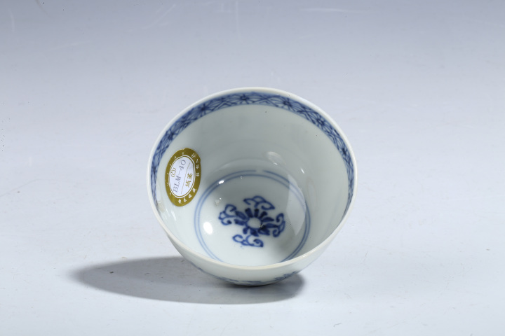 古玩陶瓷清康熙·青花貫套花卉紋茶圓一對拍賣，當前價格3000元