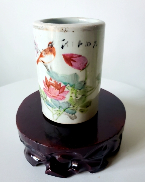 古玩陶瓷清?光緒“枝頭求友”花鳥紋筆筒拍賣，當前價格300元