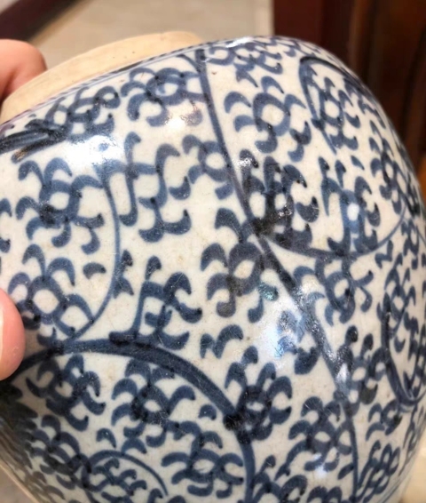 古玩陶瓷清中早鳳眼紋青花罐拍賣,當前價格600元