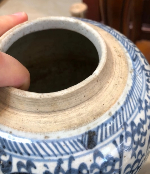 古玩陶瓷清中早鳳眼紋青花罐拍賣,當前價格600元
