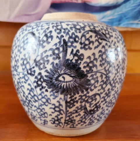 古玩陶瓷清中早鳳眼紋青花罐拍賣,當前價格600元