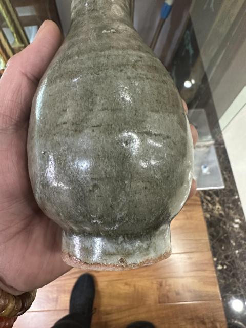 古玩陶瓷放漏龍泉窯青釉瓶拍賣,當前價格2222元