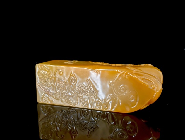 古玩雜項(xiàng)極品老撾田黃石拍賣(mài),當(dāng)前價(jià)格9999元