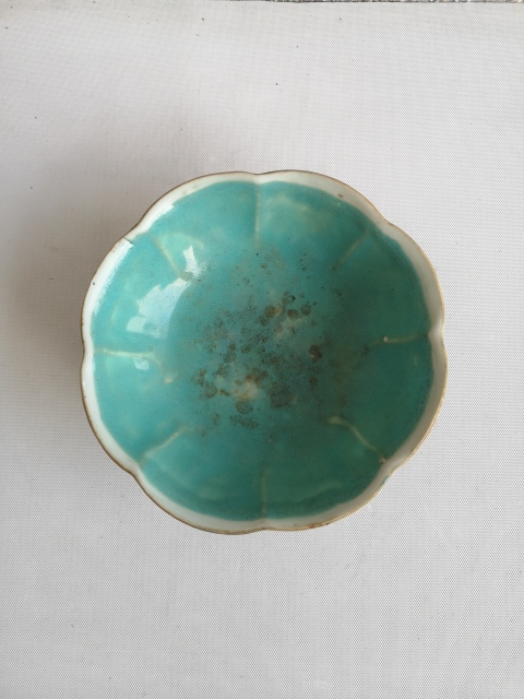 古玩陶瓷粉彩花卉紋花口供碗拍賣，當前價格850元