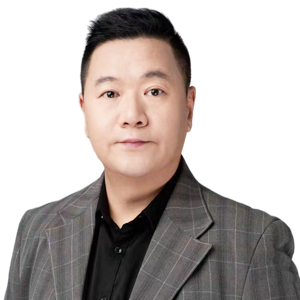 王春嚴(yán)/云海