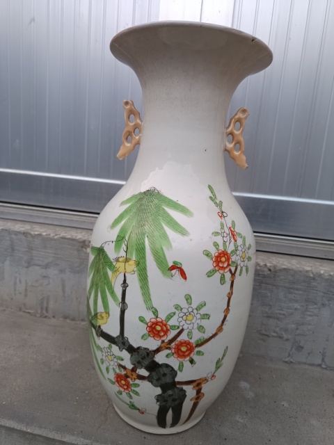古玩陶瓷花鳥紋雙耳瓶拍賣，當前價格980元